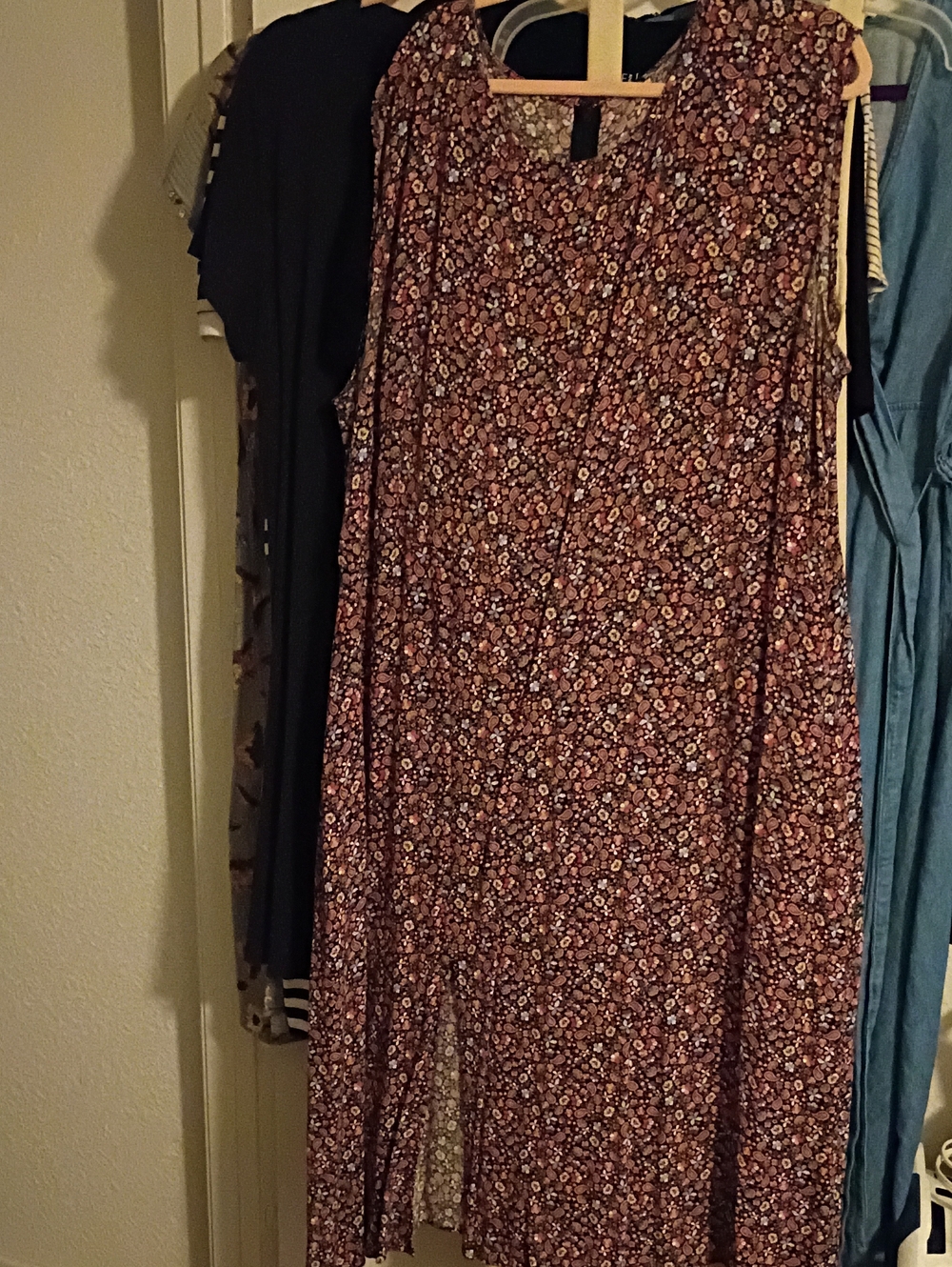 Women's Floral Split Hem Midi Dress- Brown Floral